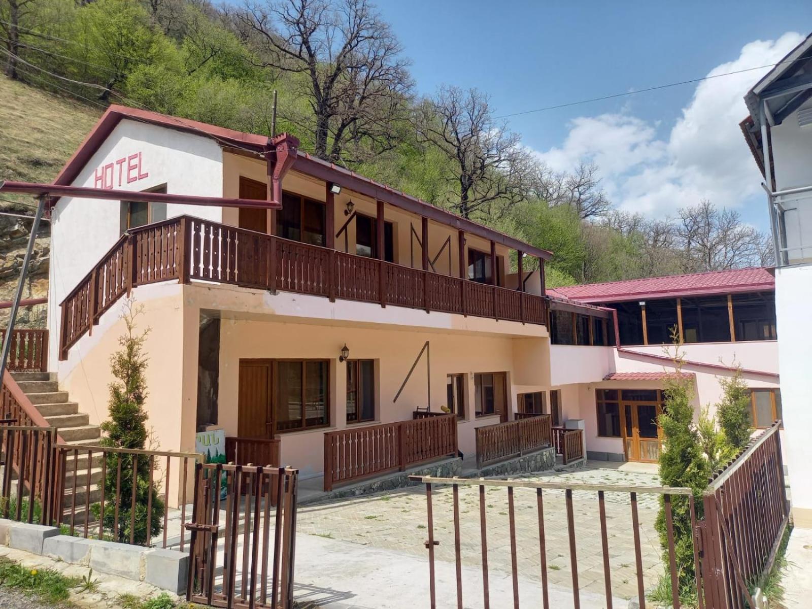 Tigris Dilijan Hotel Extérieur photo